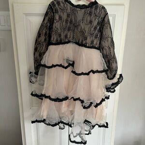Little girls boutique black and cream lace dress size  6
